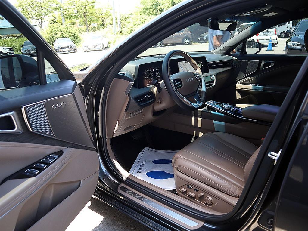 KIA K8 - Vista 8