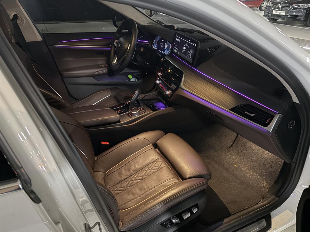 BMW 5 Series - Vista 8