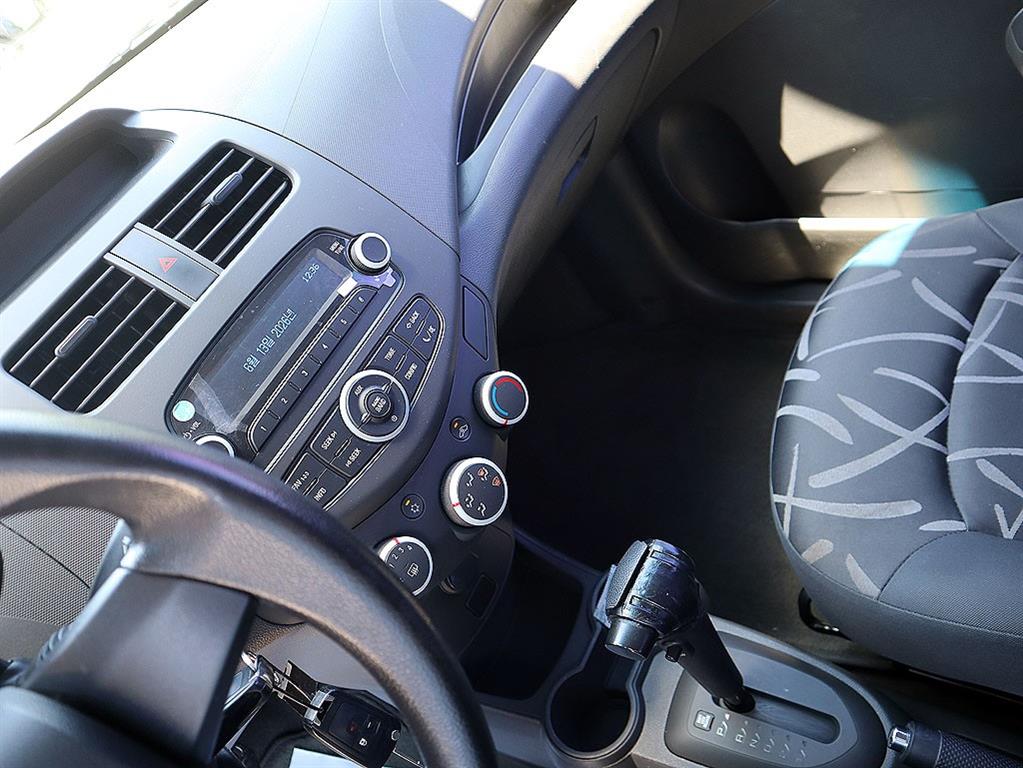 Chevrolet Spark - Vista 12
