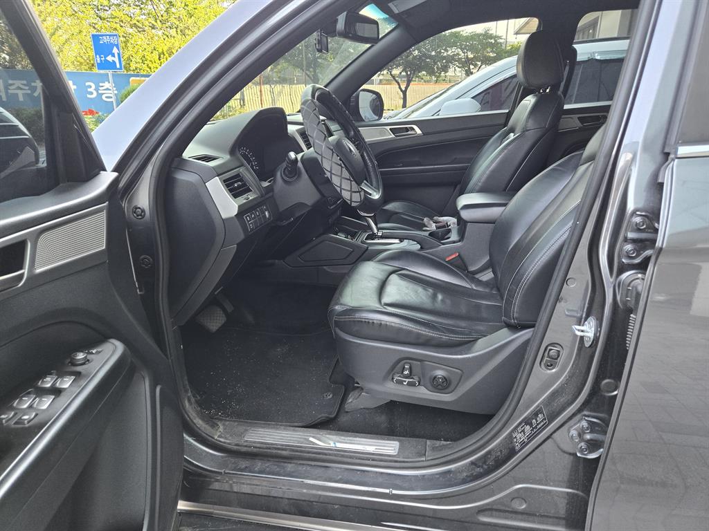 Ssangyong Rexton - Vista 12