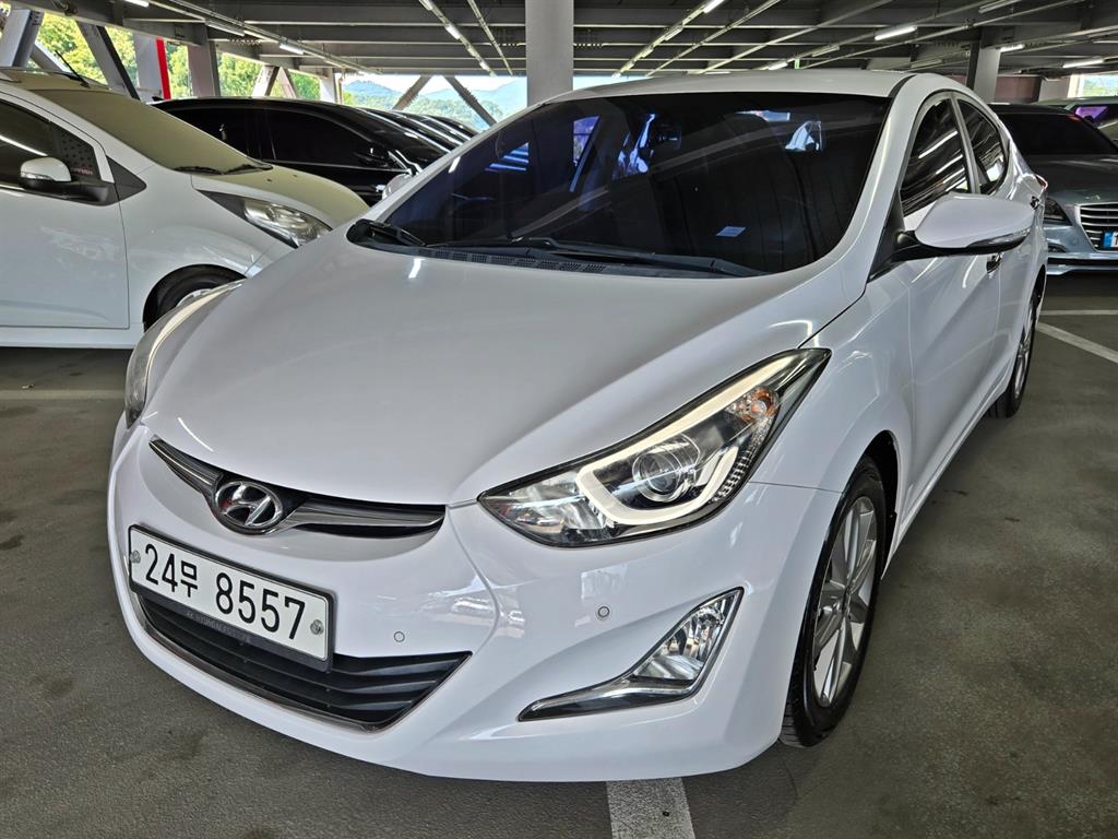 HYUNDAI Avante 2015 Blanco - Importación desde Corea - HF Imports Iquique - Foto 1