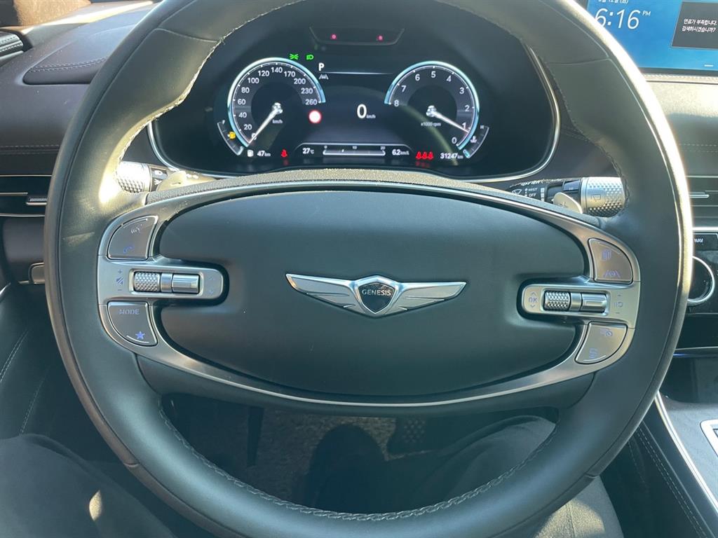 Genesis GV80 - Vista 9
