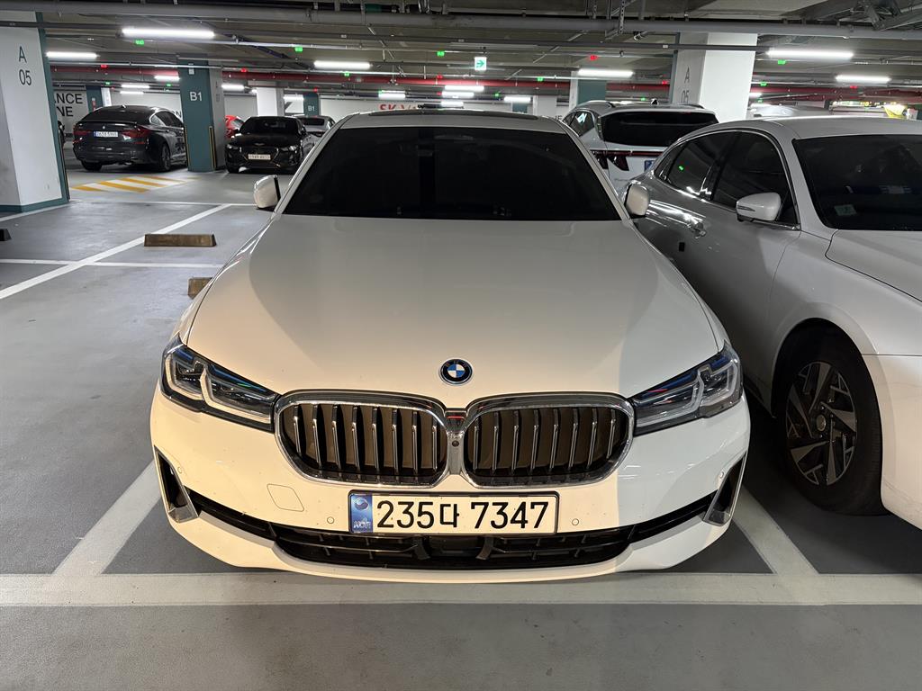 BMW 5 Series 2021 Blanco - Importación desde Corea - HF Imports Iquique - Foto 1