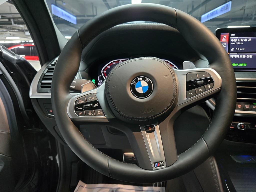 BMW X4 - Vista 9