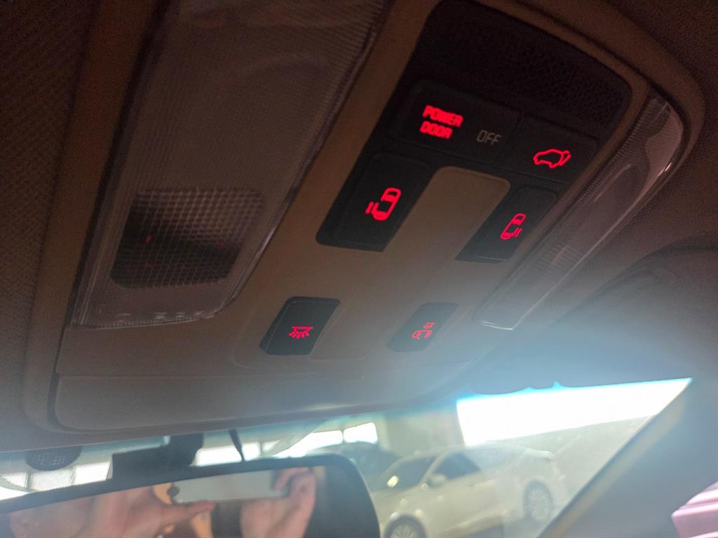 KIA Carnival 2015 Blanco - Importación desde Corea - HF Imports Iquique - Foto 14