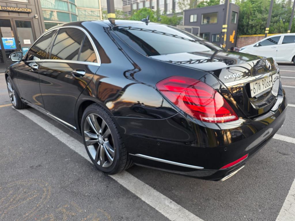 Mercedes Benz S Class - Vista 2