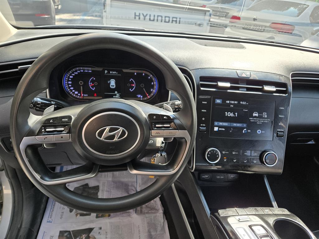 HYUNDAI Tucson - Vista 10