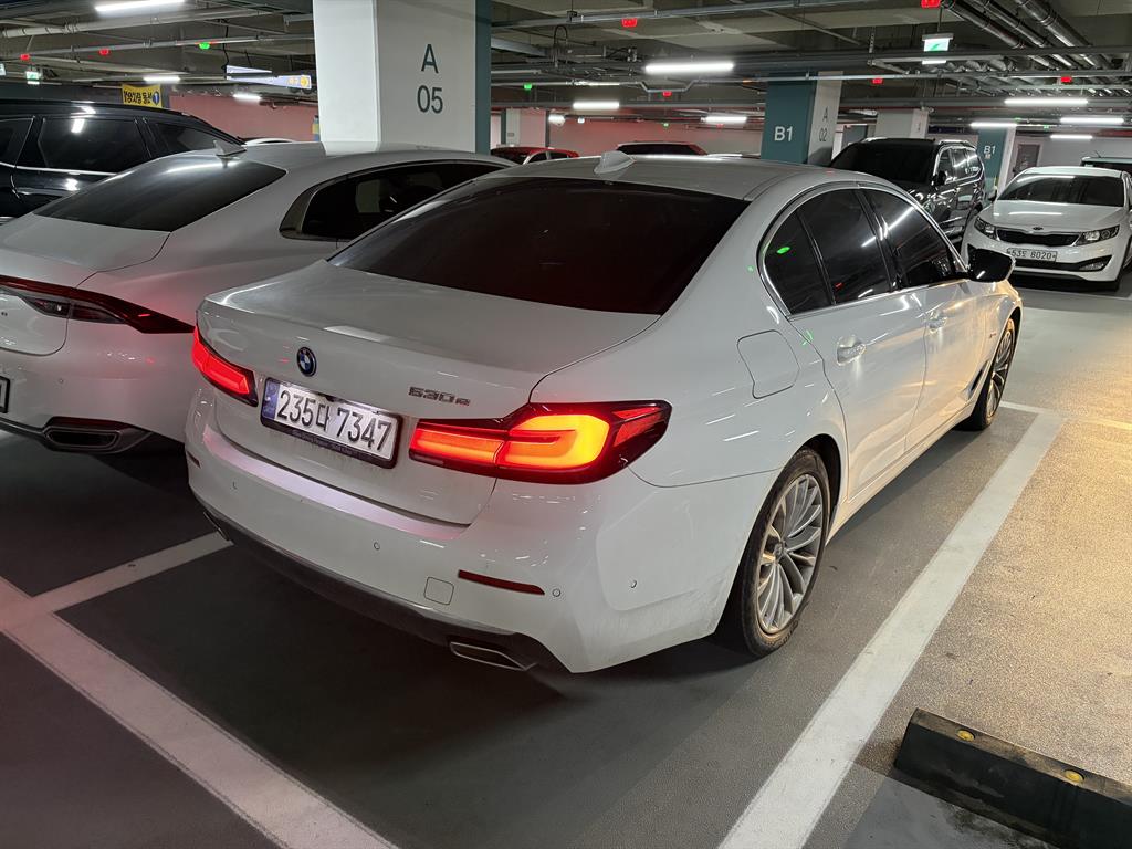 BMW 5 Series - Vista 3