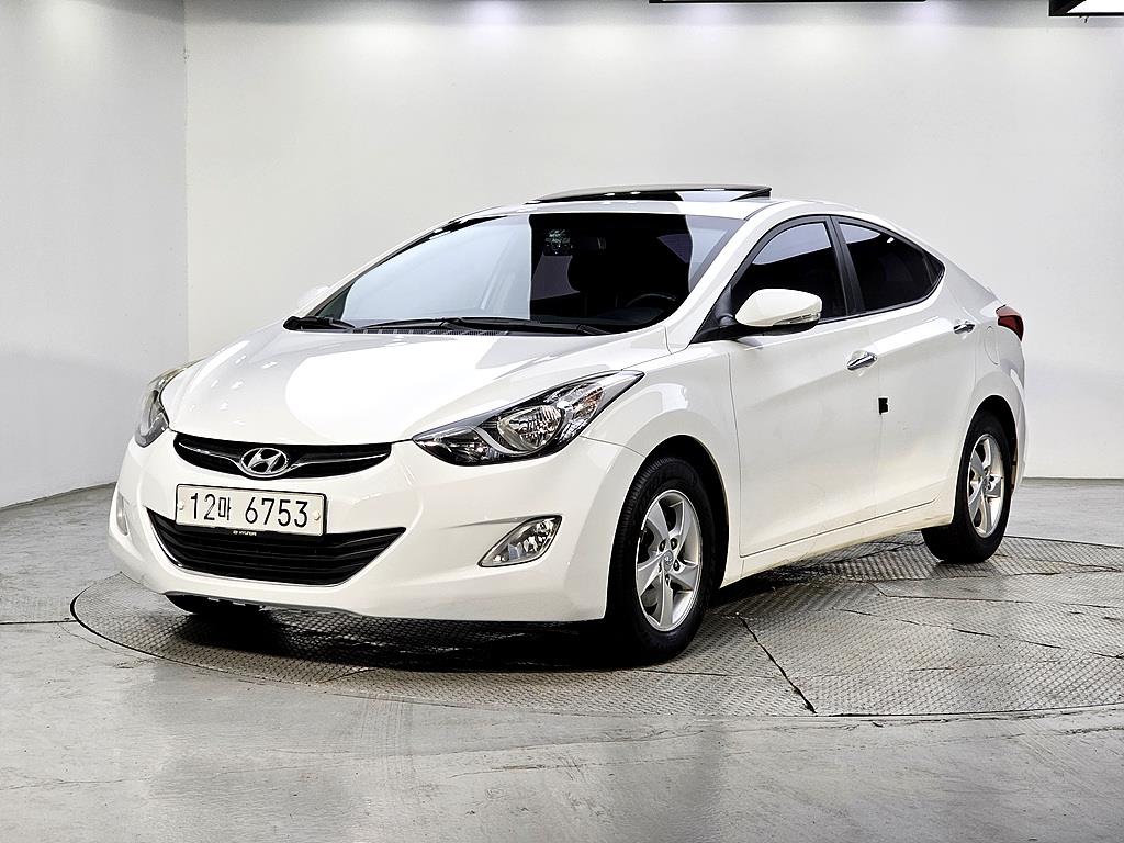 HYUNDAI Avante 2011 Blanco - Importación desde Corea - HF Imports Iquique - Foto 1