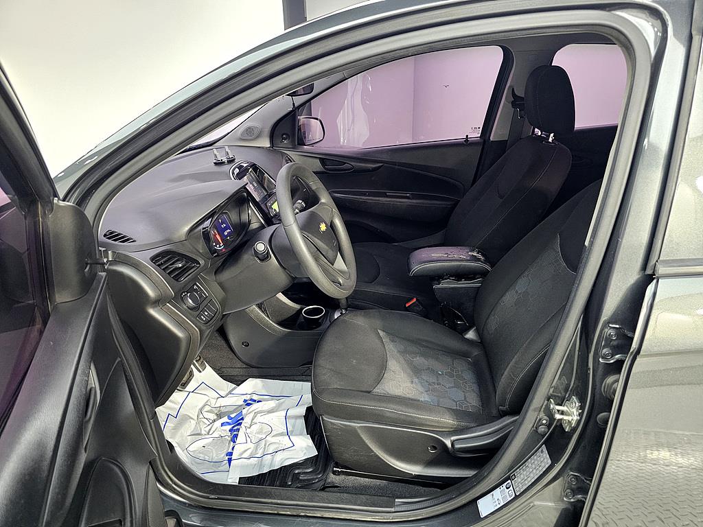 Chevrolet Spark - Vista 10