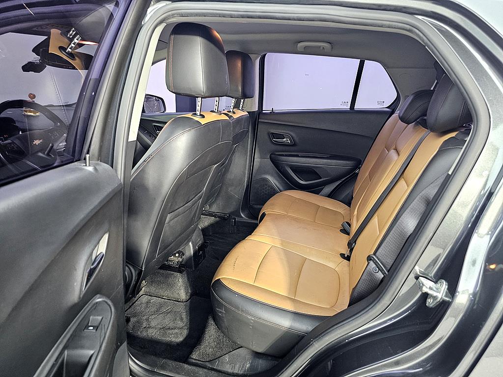 Chevrolet Trax - Vista 11
