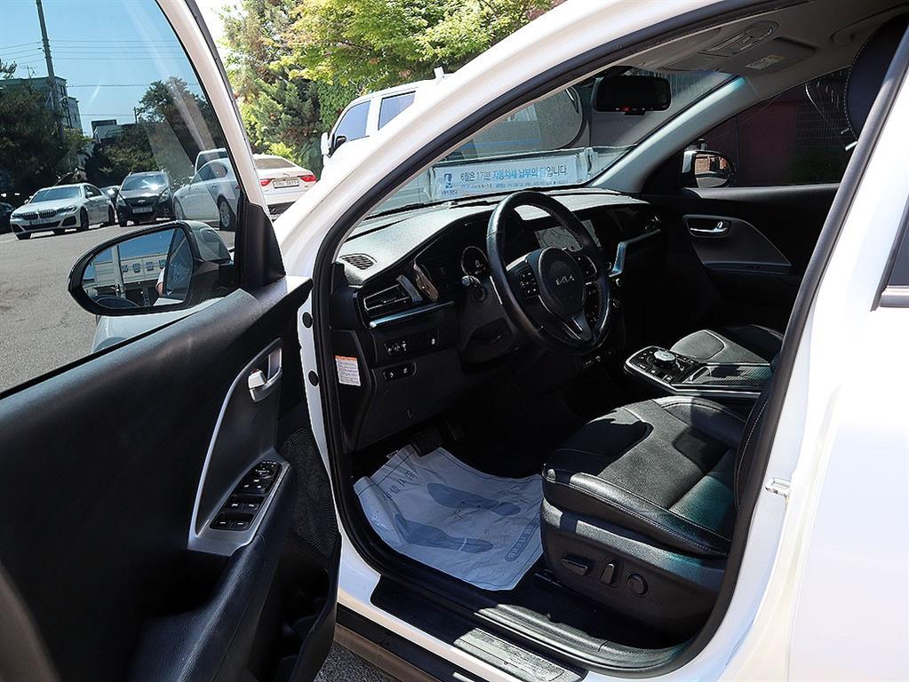 KIA Niro - Vista 8
