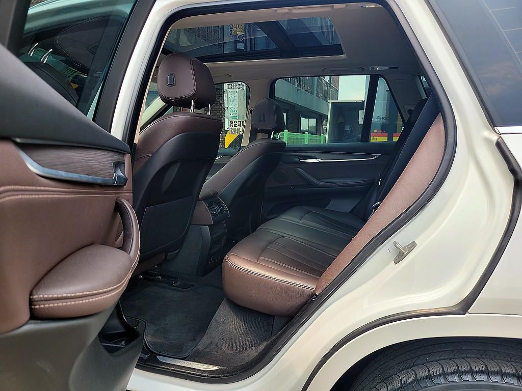BMW X5 - Vista 9