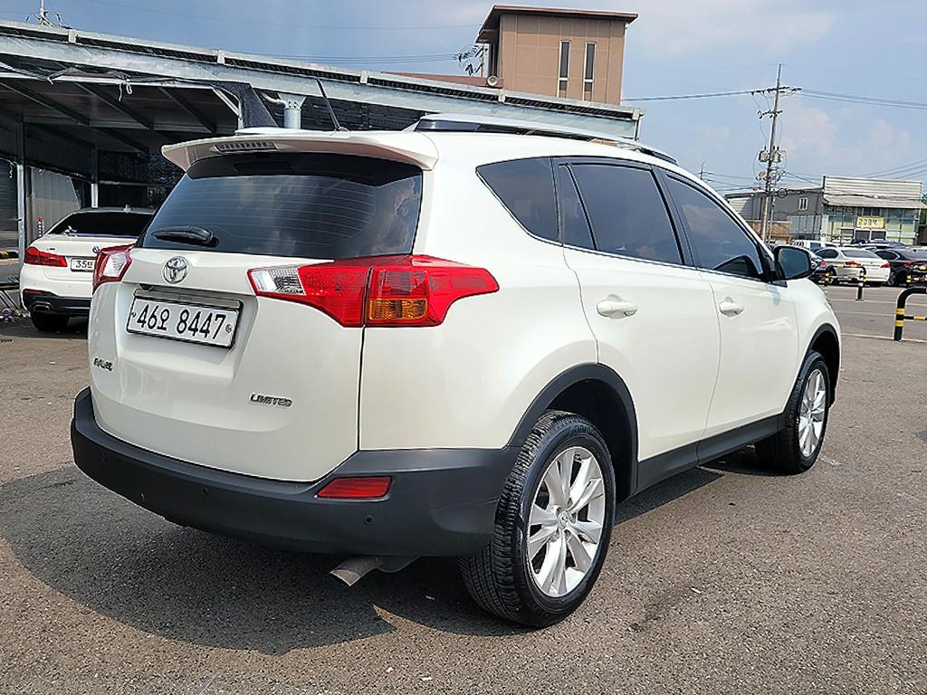 Toyota RAV4 - Vista 6