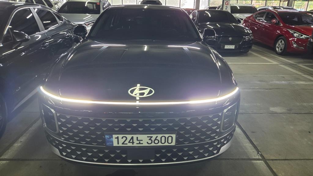 HYUNDAI Grandeur 2023 Negro - Importación desde Corea - HF Imports Iquique - Foto 1