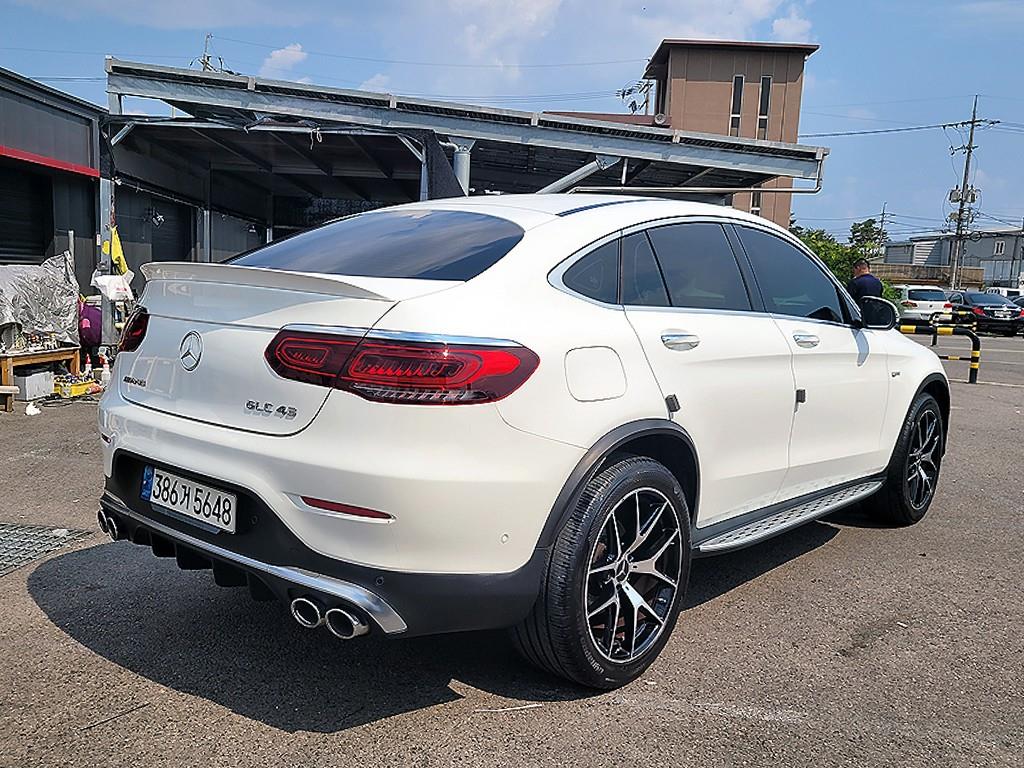 Mercedes Benz GLC Class - Vista 6