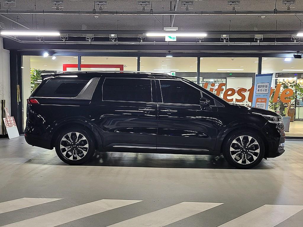 KIA Carnival - Vista 3