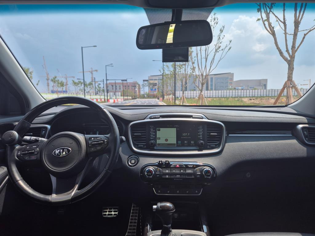 KIA Sorento - Vista 10