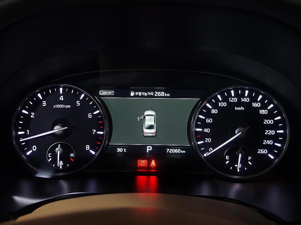 KIA K9 - Vista 12