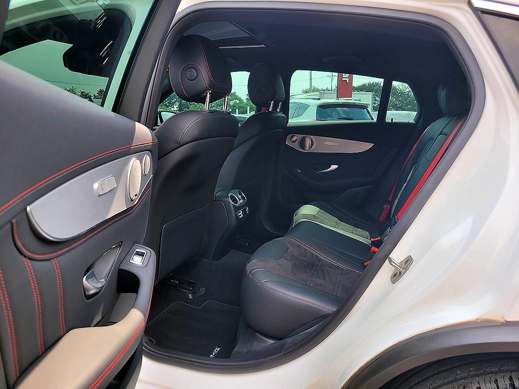 Mercedes Benz GLC Class - Vista 9