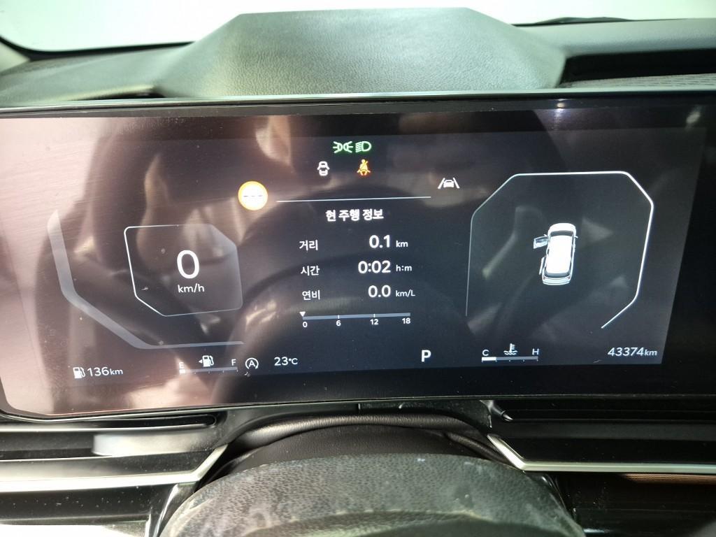 KIA Carnival - Vista 8