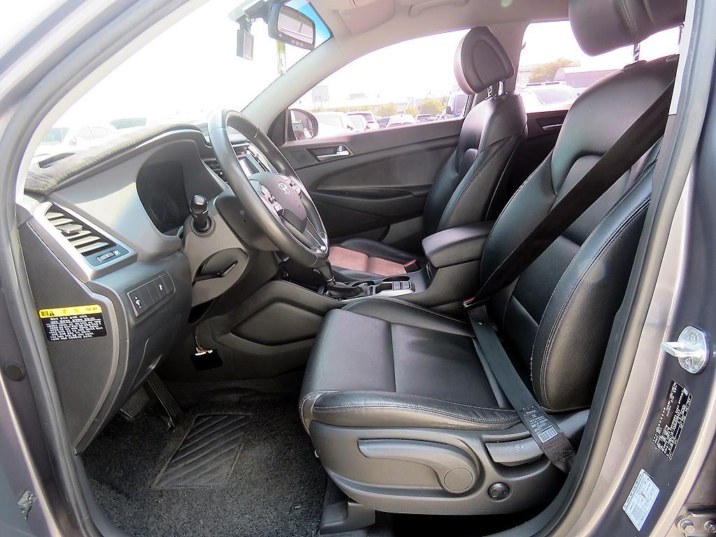 HYUNDAI Tucson - Vista 8