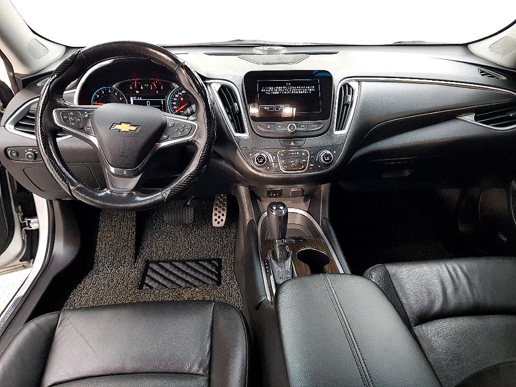 Chevrolet Malibu - Vista 7