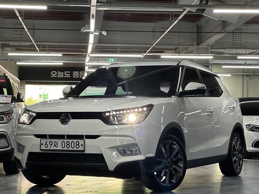 Ssangyong Tivoli 2016 Blanco - Importación desde Corea - HF Imports Iquique - Foto 1