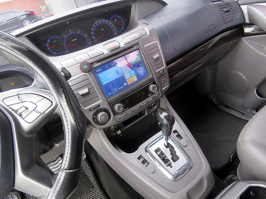 Ssangyong Korando - Vista 12