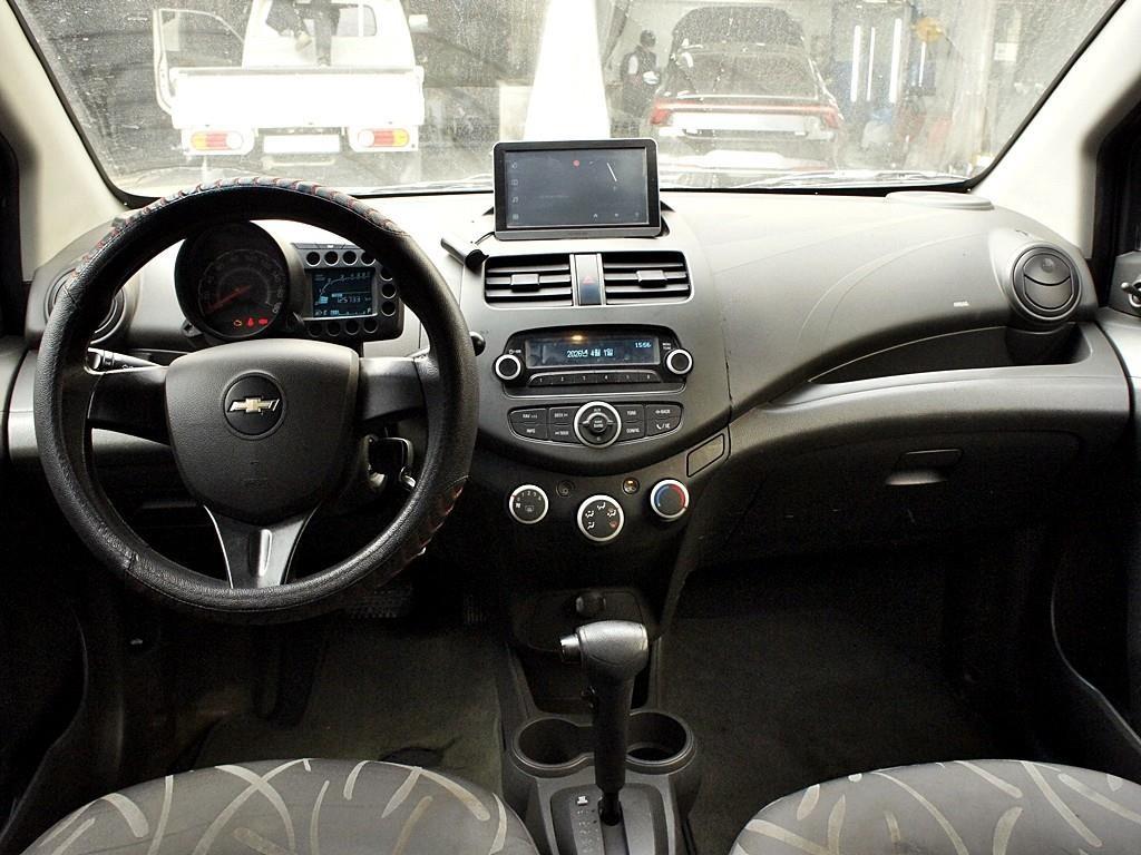 Chevrolet Spark - Vista 9