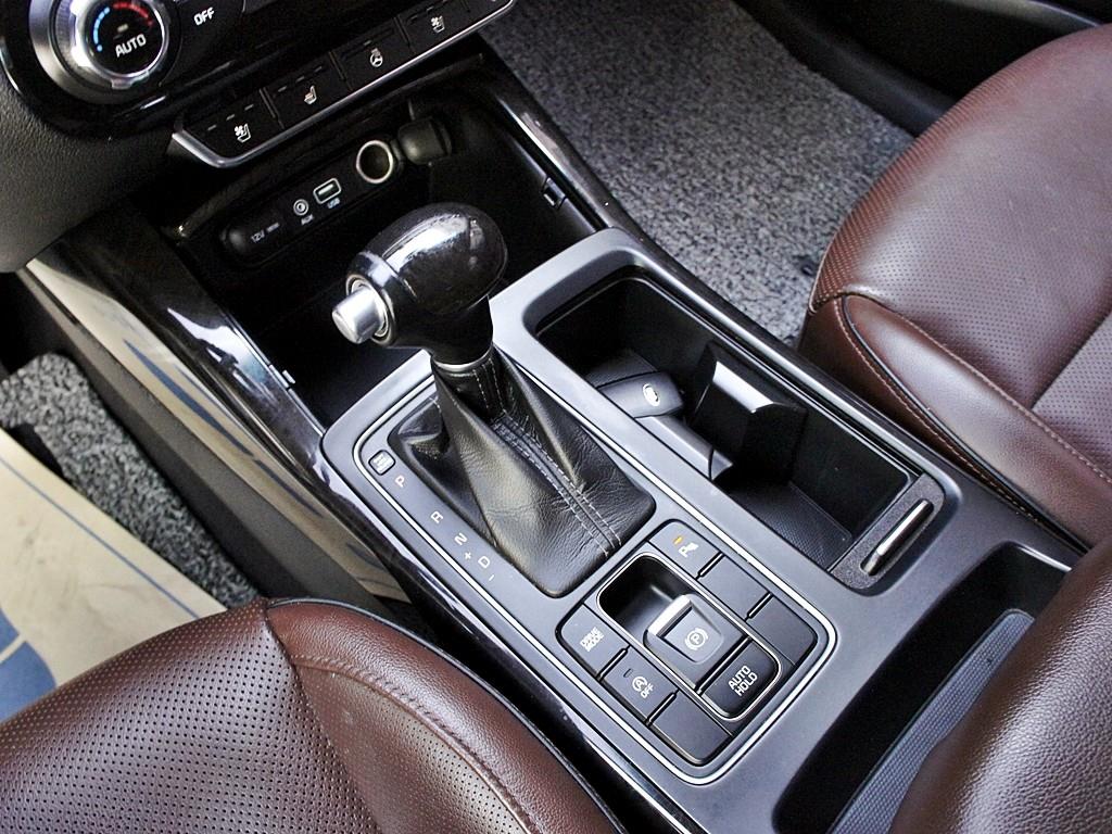 KIA Sorento 2015 Gris - Importación desde Corea - HF Imports Iquique - Foto 13