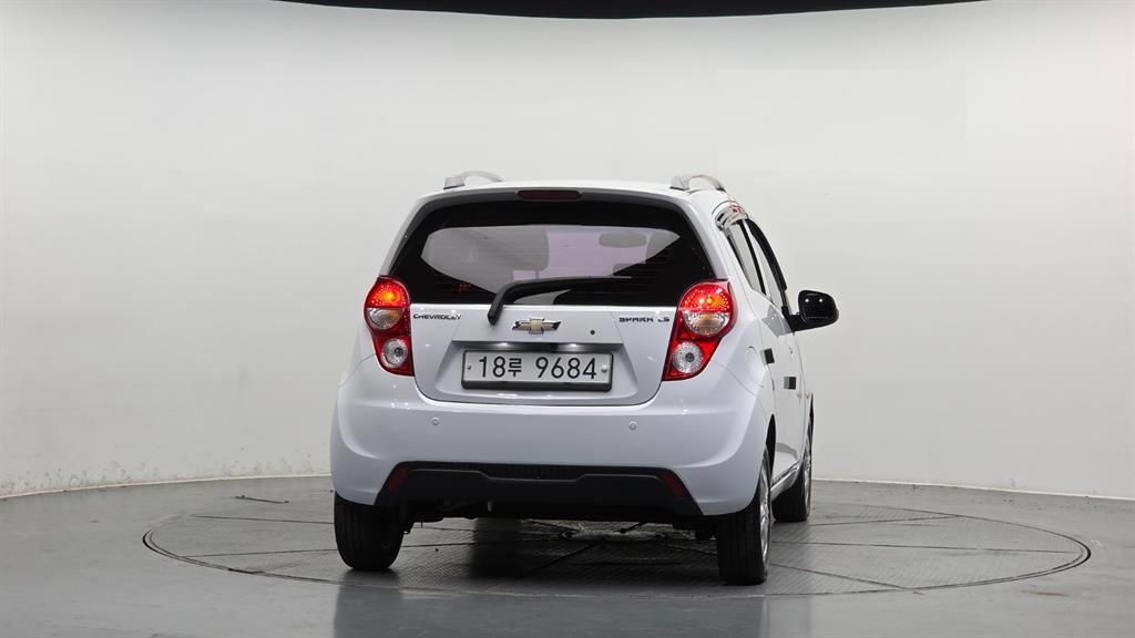 Chevrolet Spark - Vista 6