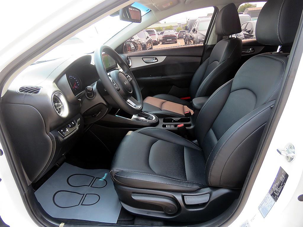 KIA K3 - Vista 8