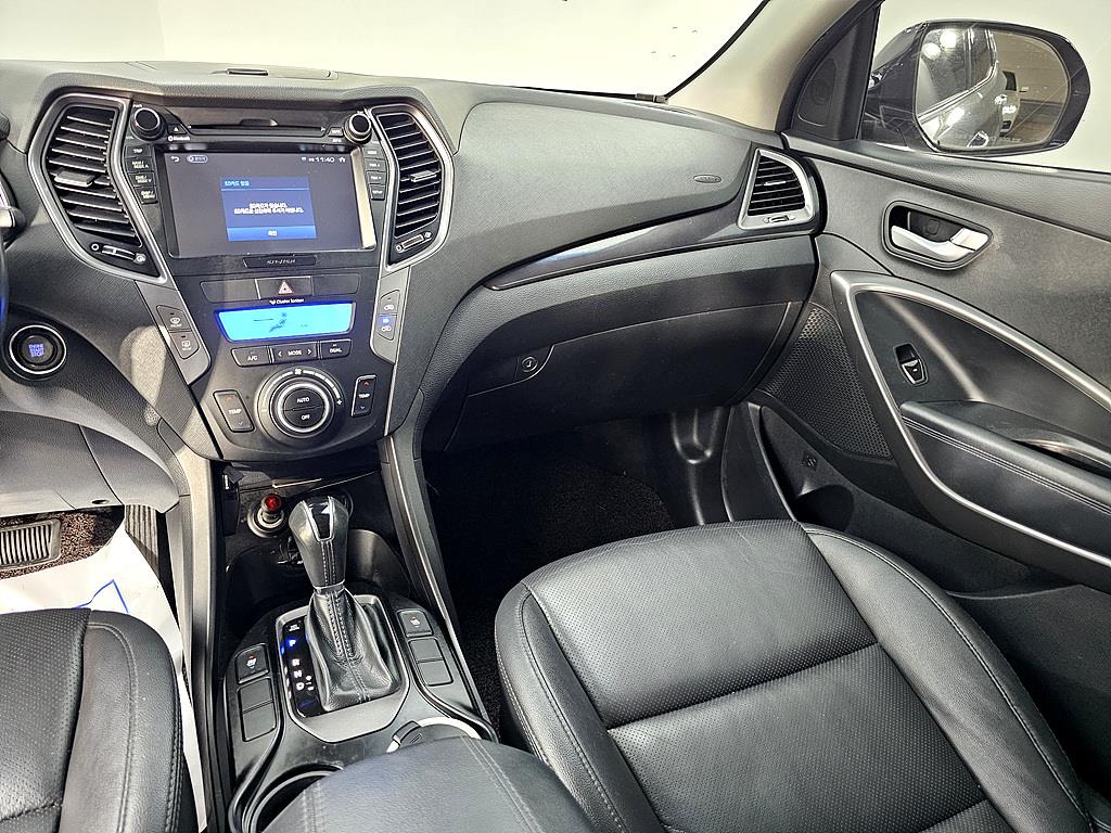 HYUNDAI Santa Fe - Vista 12