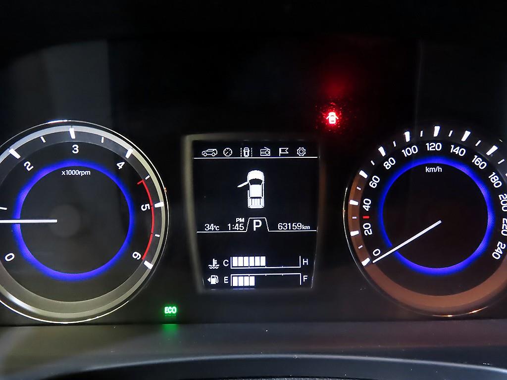 Ssangyong Rexton - Vista 11