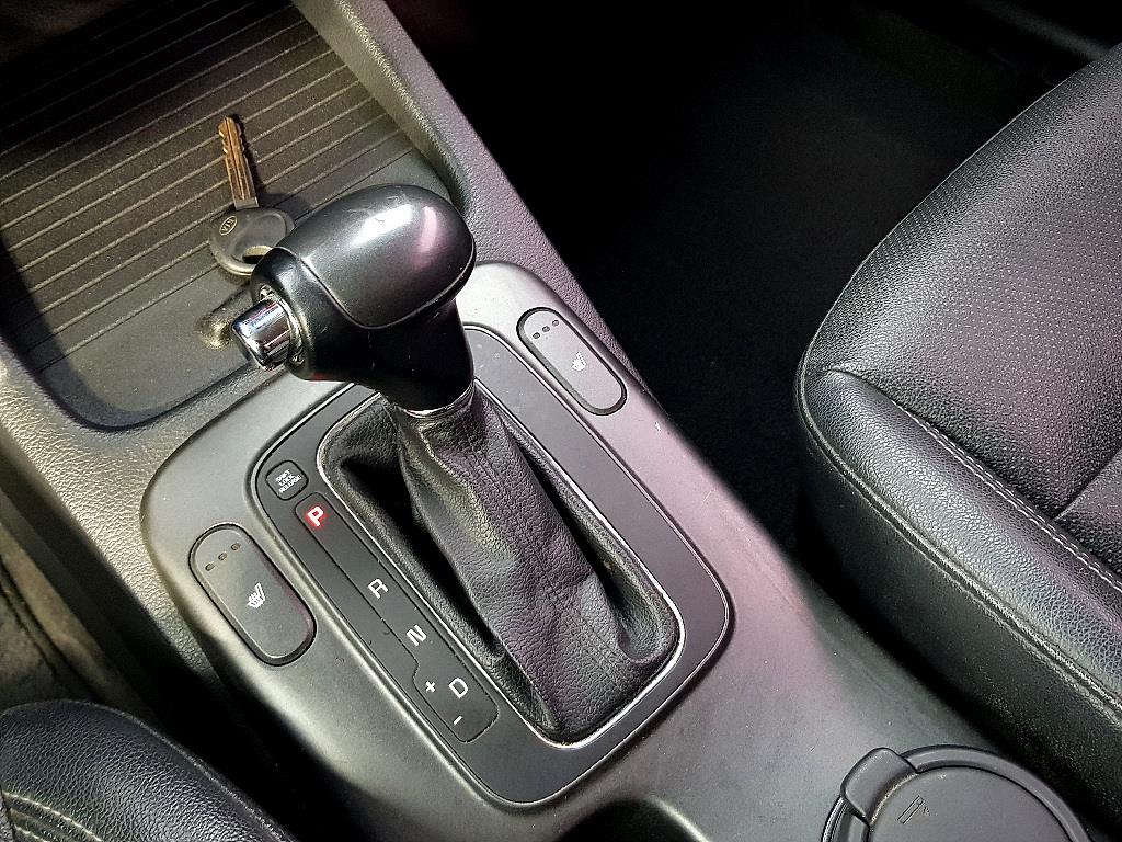 KIA K3 2015 Negro - Importación desde Corea - HF Imports Iquique - Foto 16