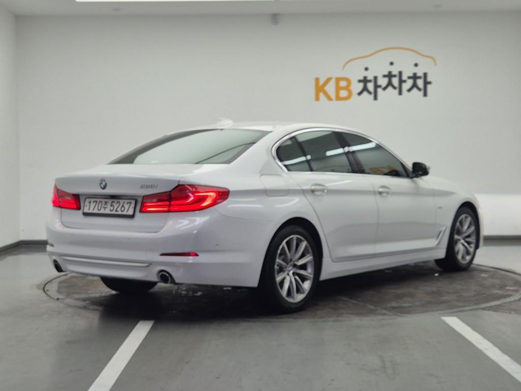 BMW 5 Series - Vista 6