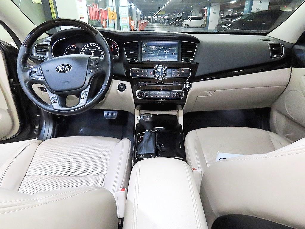 KIA K7 - Vista 12