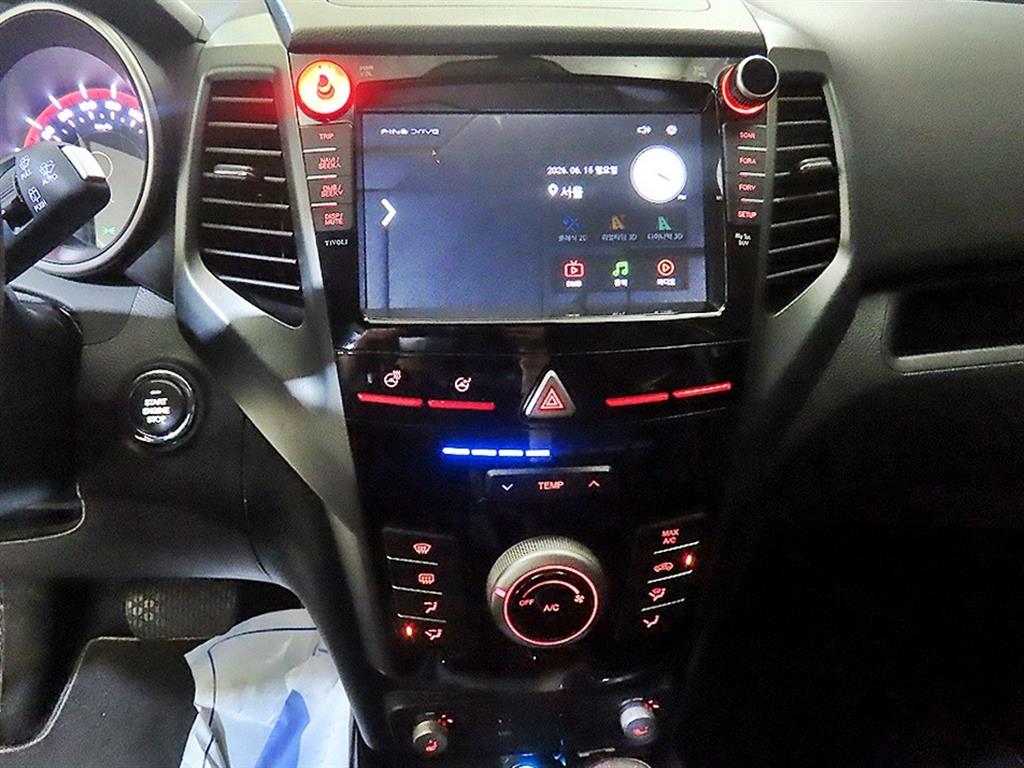 Ssangyong Tivoli 2018 Blanco - Importación desde Corea - HF Imports Iquique - Foto 13
