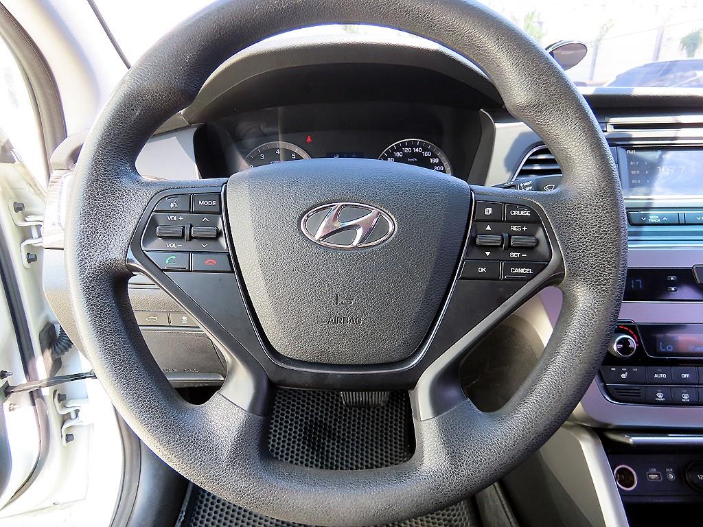 HYUNDAI Sonata - Vista 10