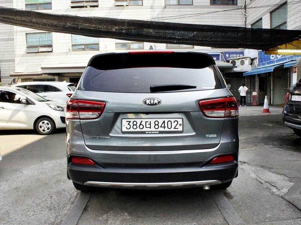 KIA Sorento - Vista 3