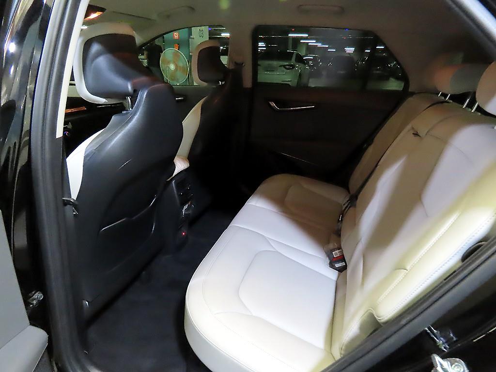 KIA Niro - Vista 9
