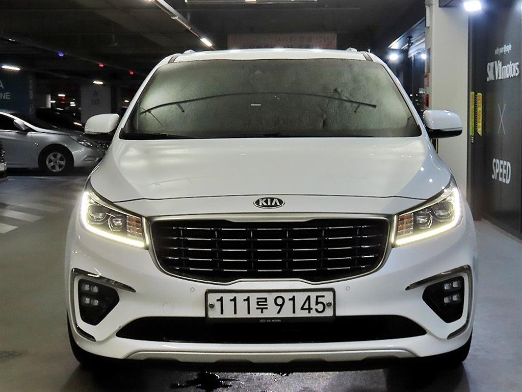 KIA Carnival - Vista 2