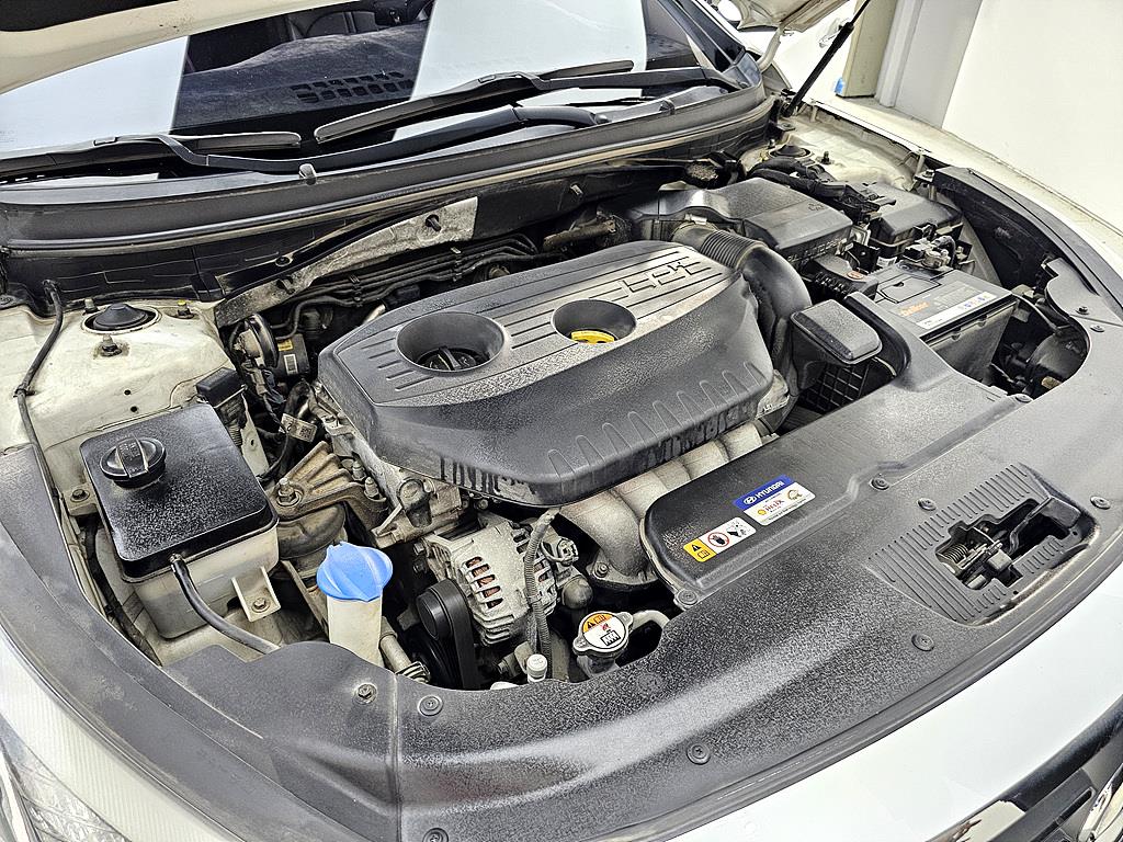 HYUNDAI Sonata - Vista 8