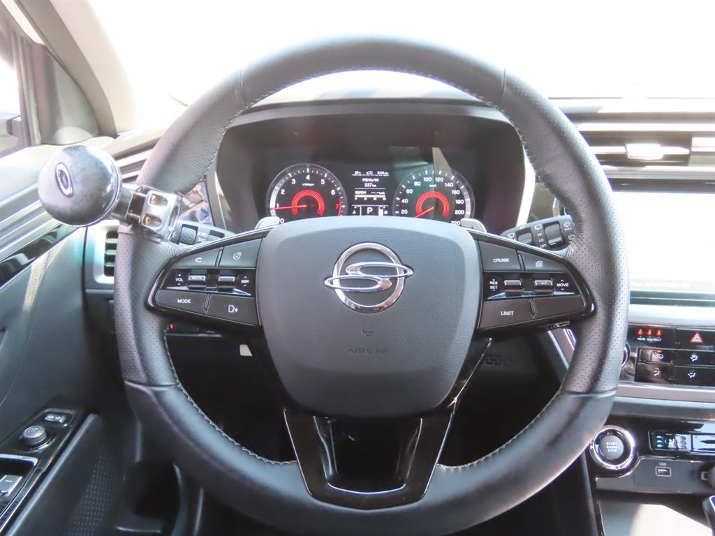 Ssangyong Korando - Vista 12