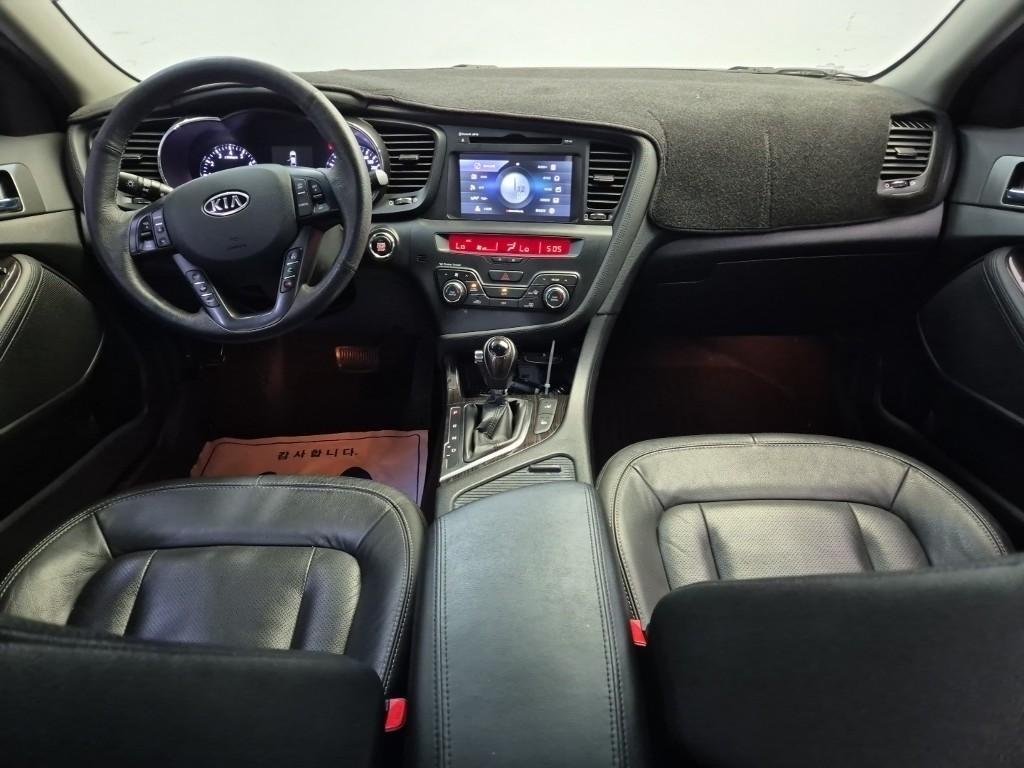 KIA K5 - Vista 9