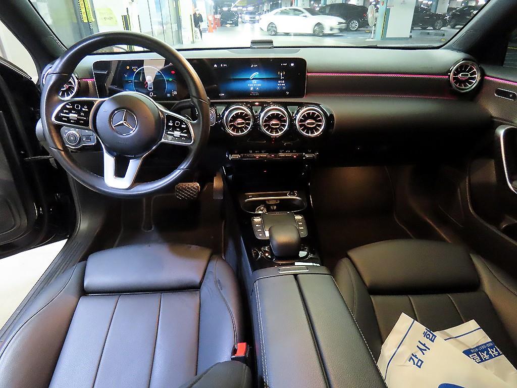 Mercedes Benz A Class - Vista 12