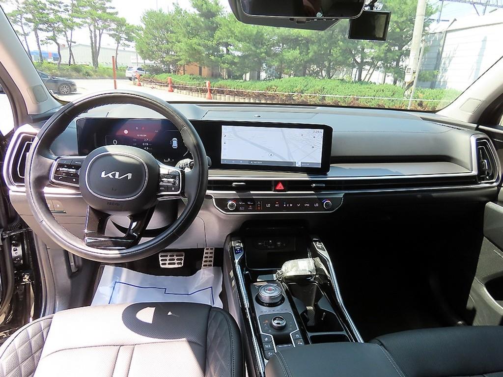 KIA Sorento - Vista 9