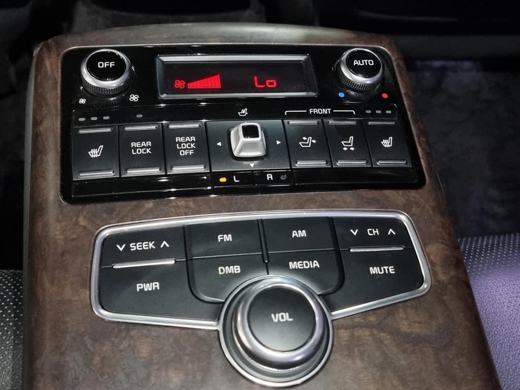 KIA K9 - Vista 7