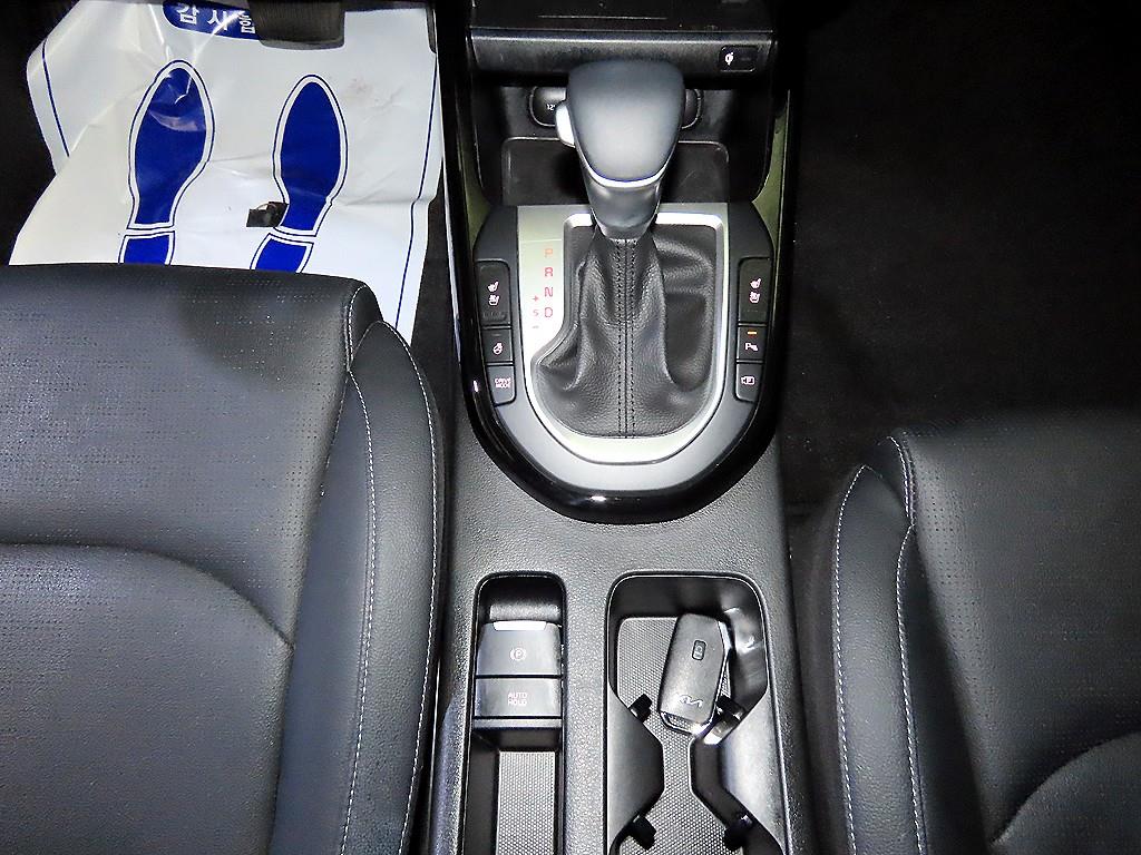 KIA K3 2021 Blanco - Importación desde Corea - HF Imports Iquique - Foto 14